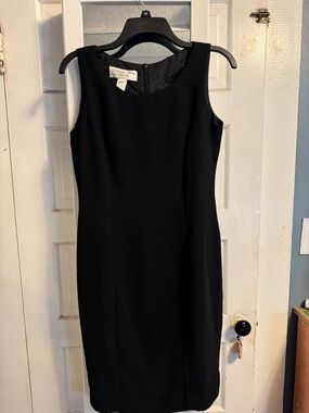 Jones New York Black Sleeveless Midi Sheath Dress